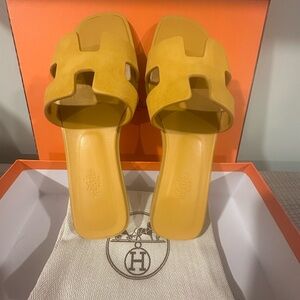 Hermes Mustard Yellow Oran Slide Sandals